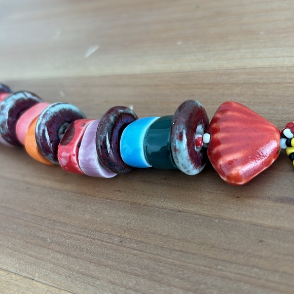 Zara multicolor chunky beaded necklace - Picture 9 of 10